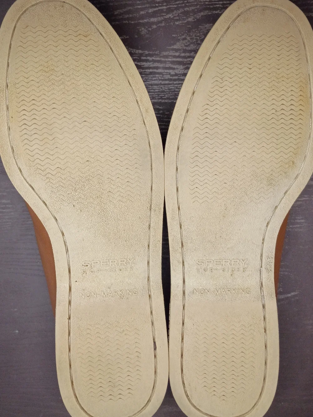 Sperry Tan/Cognac Leather Boat Shoes with Cream Laces/Soles. Men's 9.5 Like NEW!